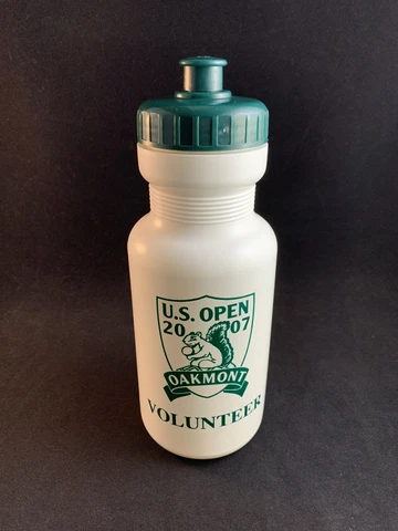 2007 U.S. Open at Oakmont Volunteer Water Bottle USGA Cover