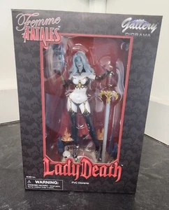 Femme Fatales - LADY DEATH - PVC Diorama  Diamond Select Toys  Pre Owned - Picture 1 of 5