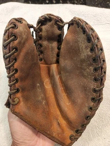 Vintage Rawlings Claw Baseball Glove T100 - Picture 1 of 5