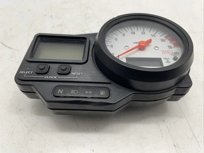 ♻️ Yamaha Yzf R6 YzfR6 5EB 1999 - 2002 Speedo Clocks ♻️ - Image 1 of 4
