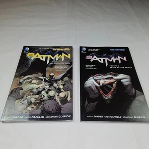 Batman Vol. 3: Death of the Family (The New 52)-Paperback & Vol 1 Court of Owls - Picture 1 of 7