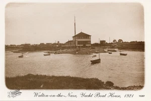 (cb16) Walton-on-the-Naze Yacht Boat House 1921 Repro - Essex Postcard - Picture 1 of 2