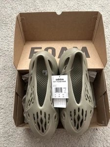 Yeezy Foam Runners Stone Salt 44.5/10 GV6840 - Bild 1 von 5