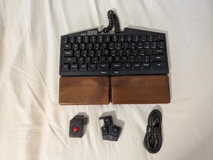 UHK Ultimate Hacking Keyboard V1 with Palm Rest, Trackball and Button Modules. - Picture 1 of 5