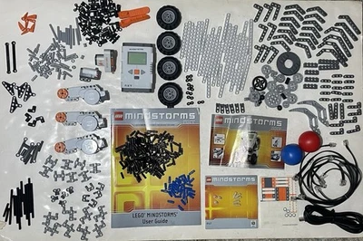 LEGO Set 8527 MINDSTORMS NXT Parts 2005 Lego Lot Motors Gears Cables EUC! - Image 1 of 4