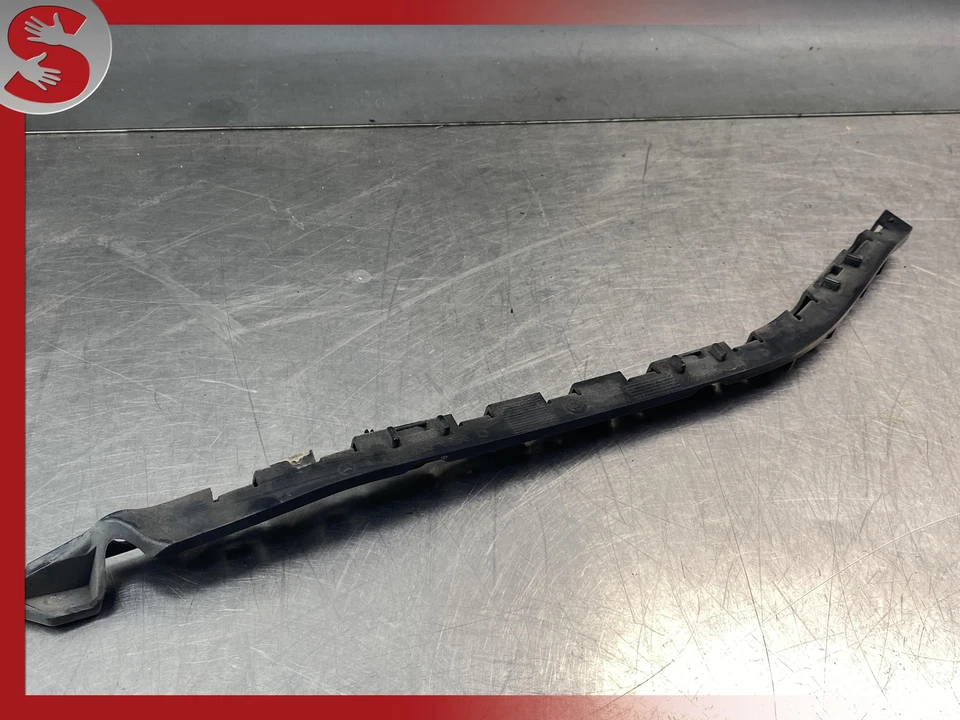 Mercedes-Benz C230 2008-2009 - Soporte de montaje de parachoques trasero derecho 2048800830 Foto 1 de 4