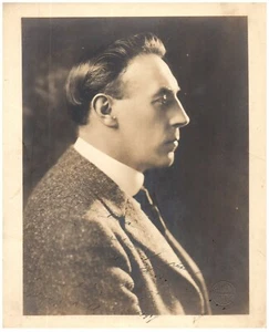 Fotografía 8X10 genuina firmada a mano por John O'sullivan - legendario cantante de ópera - Imagen 1 de 1