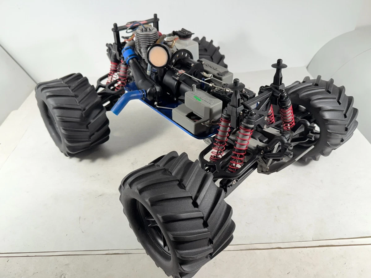 トラクサス t-maxx 1/8 nitoro e-maxx 1/8 usa-1 Traxxas T-Maxx