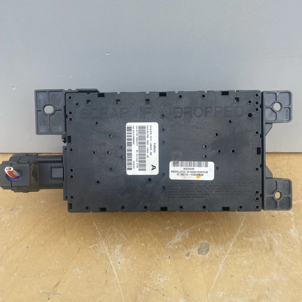 Ford Focus 2009 caja de fusibles del motor 7l1t14b476bj Foto 1 de 4