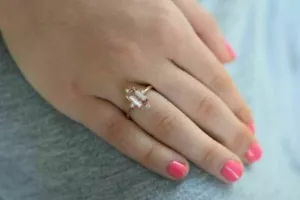 2Ct Emerald Cut Lab Created Morganite Diamond Women's Ring 14K Rose Gold Plated - Picture 1 of 4