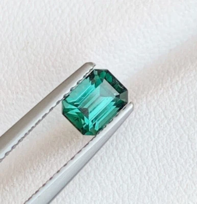0.80 Cts Natural Bluish green tourmaline from Afghanistan, Emerald Cut - Image 1 of 4