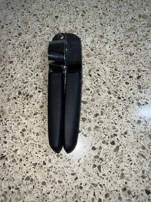 Пресс для чеснока OXO Good Grips мягкая ручка из нержавеющей стали - Изображение 1 из 2