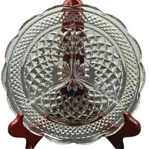 Piatto da portata diviso in vetro 3 sezioni vassoio caramelle sezionale bordo smerlato 8,5 in - Foto 1 di 8