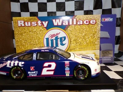 Arrugginito Wallace #2 Miller Lite 1999 Ford Taurus 1:24 Scala Auto Action - Immagine 1 di 4