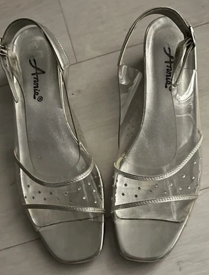 Pre owned Women’s Annie Slingback w/Box Sandals Size 8M Silver Block Heel - image 1 of 4