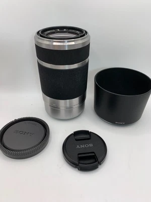 Sony E 55-210 mm f/4.5-6.3 OSS Telephoto Zoom Lens front/rear caps/hood PRISTINE - Image 1 of 4