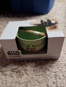 Tazza ramen ceramica Star Wars The Mandalorian con bacchette Baby Yoda nuova con scatola - Foto 1 di 3