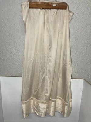 Lencería Lorraine Vintage Beige Encaje Medio Slip Nylon Mujer’s Extra Stout XL Foto 1 de 4