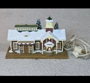 Hawthorne Village Lighted "Village Christmas Station" THOMAS KINKADE 79979  - Picture 1 of 22