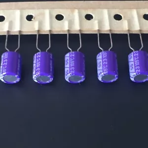 50 Stück 220uF 6,3V Sanyo SS 8X10mm 6,3V220uF Fest Elektrolytkondensator - Bild 1 von 2