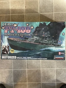 RARO Lindberg 1/32 J.F.K.Kit Modelo Motorizado Limitado PT-109 Caja Abierta 's NUEVO - Imagen 1 de 14