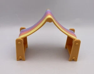 Bluey Familia y Amigos Figura Accesorios ARCO IRIS JUEGO TIENDA - Imagen 1 de 4