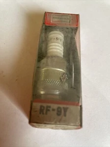 New Champion Spark Plug RF-8Y - Picture 1 of 2