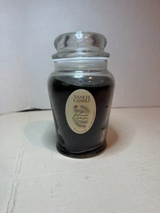 Yankee Candle Balsam & Amber Green Scented Jar Burn Time 135 Hours (19.8 oz) - Picture 1 of 2