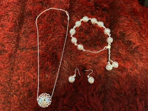 Gorgeous Necklace, Bracelet, and Earrings Silver Ball Jewelry Set - Picture 1 of 2
