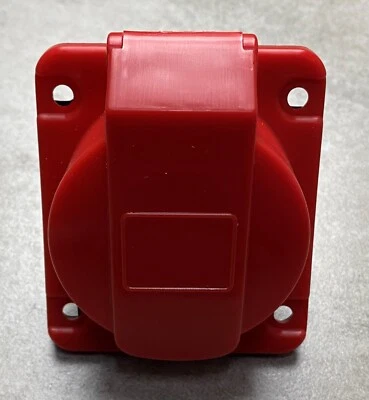 GEWISS GW62210 IP44 10 DEGREE PANEL RECEPTACLE 3P+N+E 16A 415V 6H - Image 1 of 4