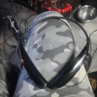 LG Tone PRO HBS-750 Headphones Headset earbuds Bluetooth Wireless Gray W/Clips - Image 1 of 4