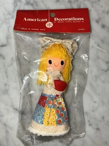 Vintage Natale Americano Decorazioni Made In Taiwan Stringa Capelli Rag Bambola - Foto 1 di 6