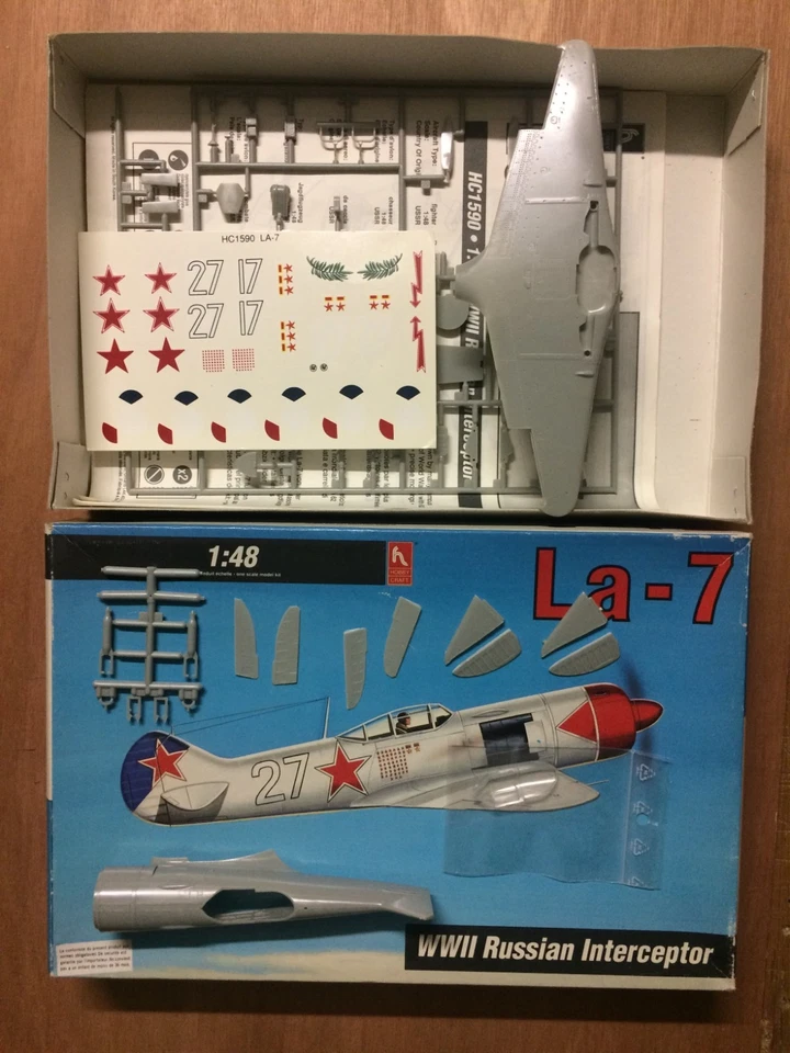 1/48 HOBBYCRAFT HC1590 : LA-7 LAVOCHKIN INTERCEPTEUR SOVIETIQUE VVS ARMEE ROUGE - Photo 1/1