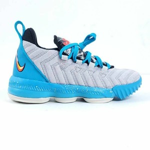 boys lebron basketball shoes