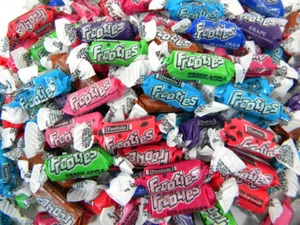 Tootsie Roll Frooties Candy (You choose Amount & The flavor) BULK PENNY CANDY - Picture 1 of 6