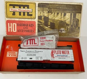 Train Miniature HO Scale Kit #8061 “Pluto Water” Wood Reefer - Picture 1 of 3