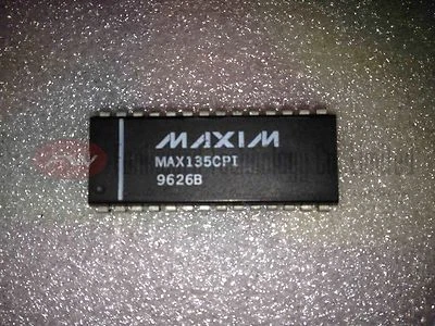 Maxim MAX135CPI 15-Bit Low-Power ADC with Parallel Interface PDIP28 x 2PCS NEW - Image 1 of 3
