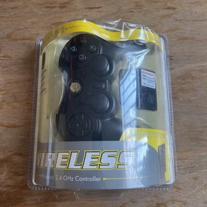 Pelican Predator Precision Controller for PlayStation 2 PS2 Wireless NEW - Picture 1 of 5
