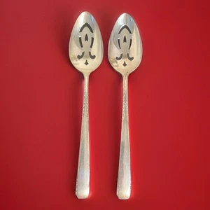 "Wm A Rogers A1 Plus Oneida Ltd placa de plata 2 cucharas para servir 8 3/8"" usado en excelente estado" - Imagen 1 de 1