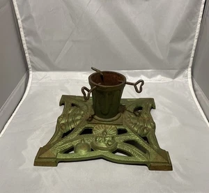 Seltener grüner Gusseisen Christbaumständer Edwardian, Glocken, Kerzen, Brocante - Bild 1 von 7