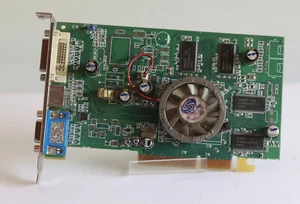 Sapphire Radeon 9550  - 128MB Grafikkarte - AGP - Bild 1 von 3