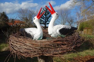 Storchennest 80cm mit 2 Störchen Storch Garten Deko  Gartendekoration Vogelnest - Bild 1 von 5