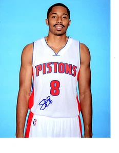 Spencer Dinwiddie hand signed autographed 8x10 photo with COA Detroit Pistons c - Imagen 1 de 1