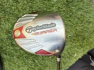 BONITO QUEMADOR TAYLORMADE DRIVER DE 10,5 GRADOS CON VARILLA RÍGIDA DE GRAFITO FLEXIBLE. - Imagen 1 de 11