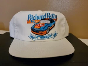 NUEVO DE COLECCIÓN NASCAR 1988 RICHARD PETTY '43 30º ANIVERSARIO BORDADO EE. UU. - Imagen 1 de 5