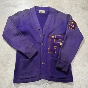 DE COLECCIÓN Campus Virgen Lana Universitaria Letterman Tejido Cárdigan Suéter 53 P P Púrpura - Imagen 1 de 10