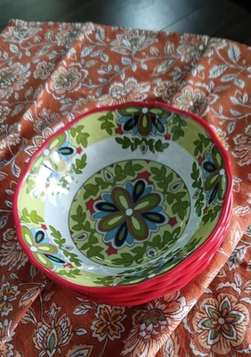 Cynthia Rowley Melamine Salad/Cereal Bowl Set of 4 Scallop Edge 6 7/8" Diameter - Image 1 of 4