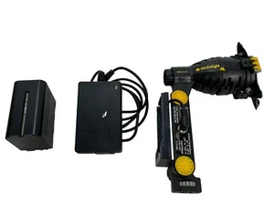 Dedolight DLOBML Ledzilla Mini On-Board Camera LED with battery, mains adaptor - Picture 1 of 9