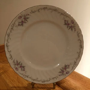 Platos de ensalada de porcelana de 7-1/2" con adornos de platino ~ Usados en excelente estado - Imagen 1 de 6