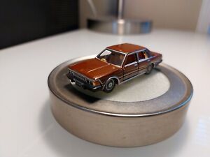 Tomica Limited Vintage Nissan Cedric 280E Brougham, Made in China